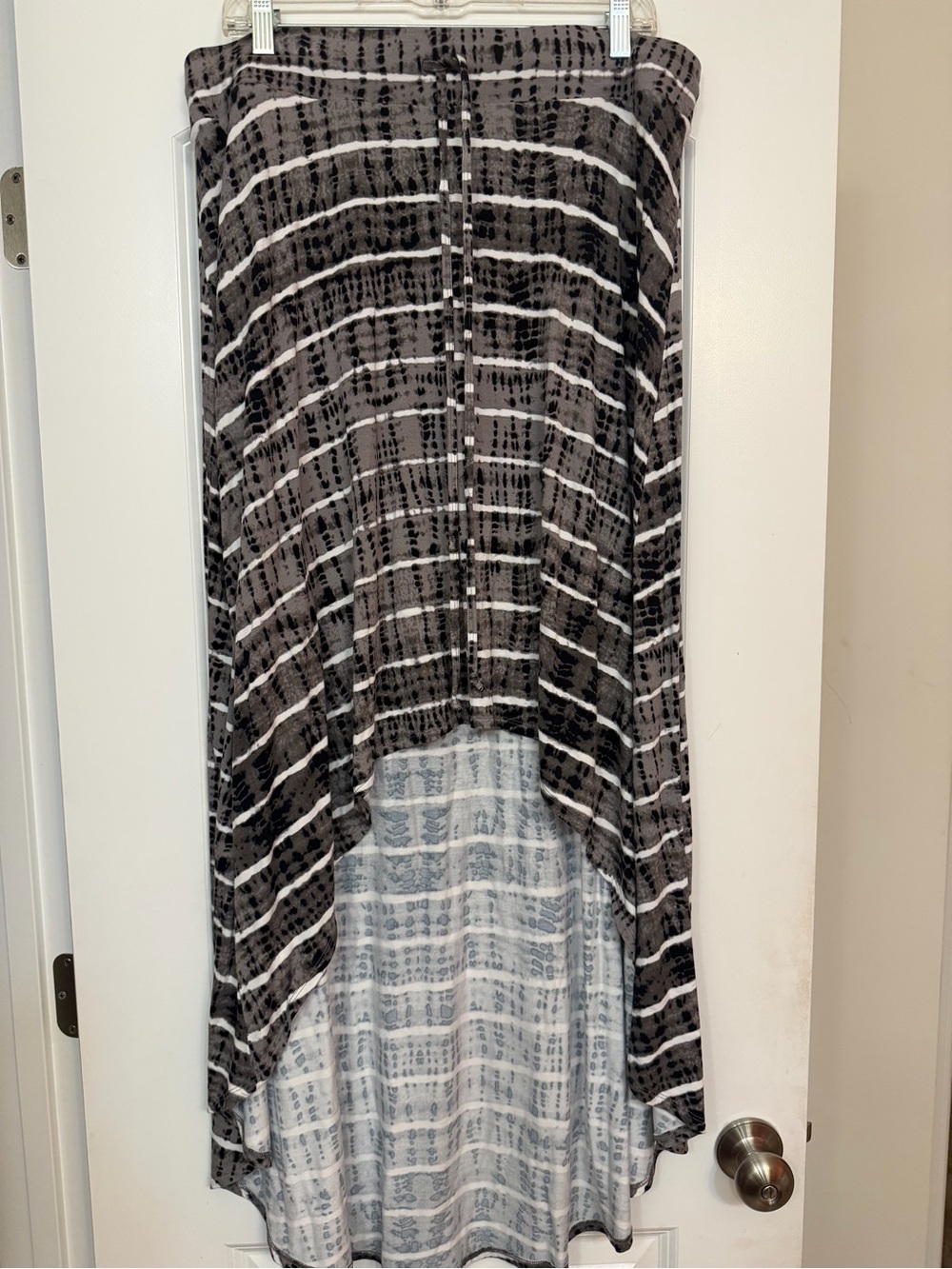 torrid Black and Gray Printed Maxi Skirt